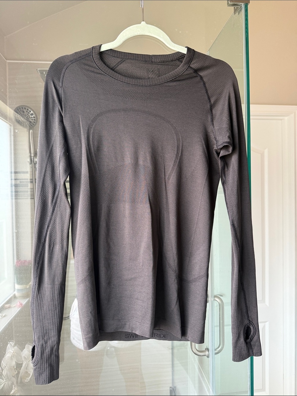 lululemon athletica Long Sleeve Swiftly